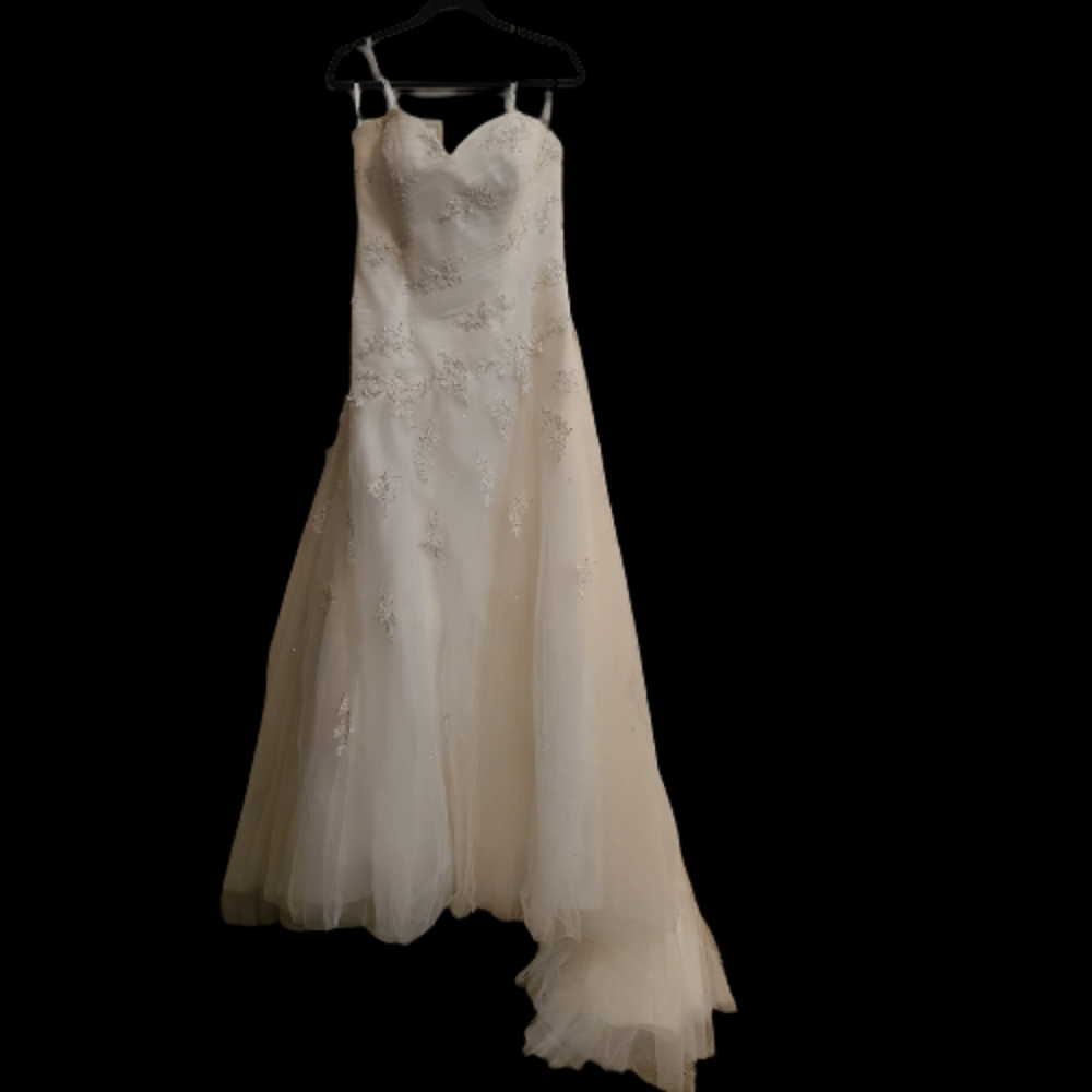 NWT Justin Alexander Sincerity Bridal Romantic Wedding Dress.  Style 4508